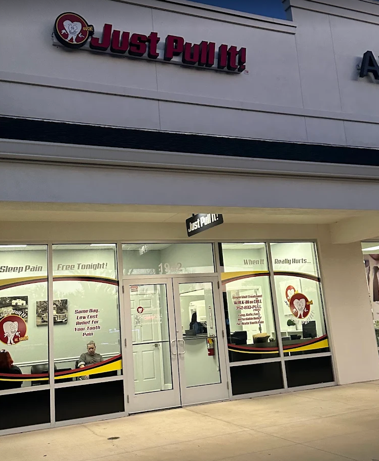 Just Pull It Lutz storefront