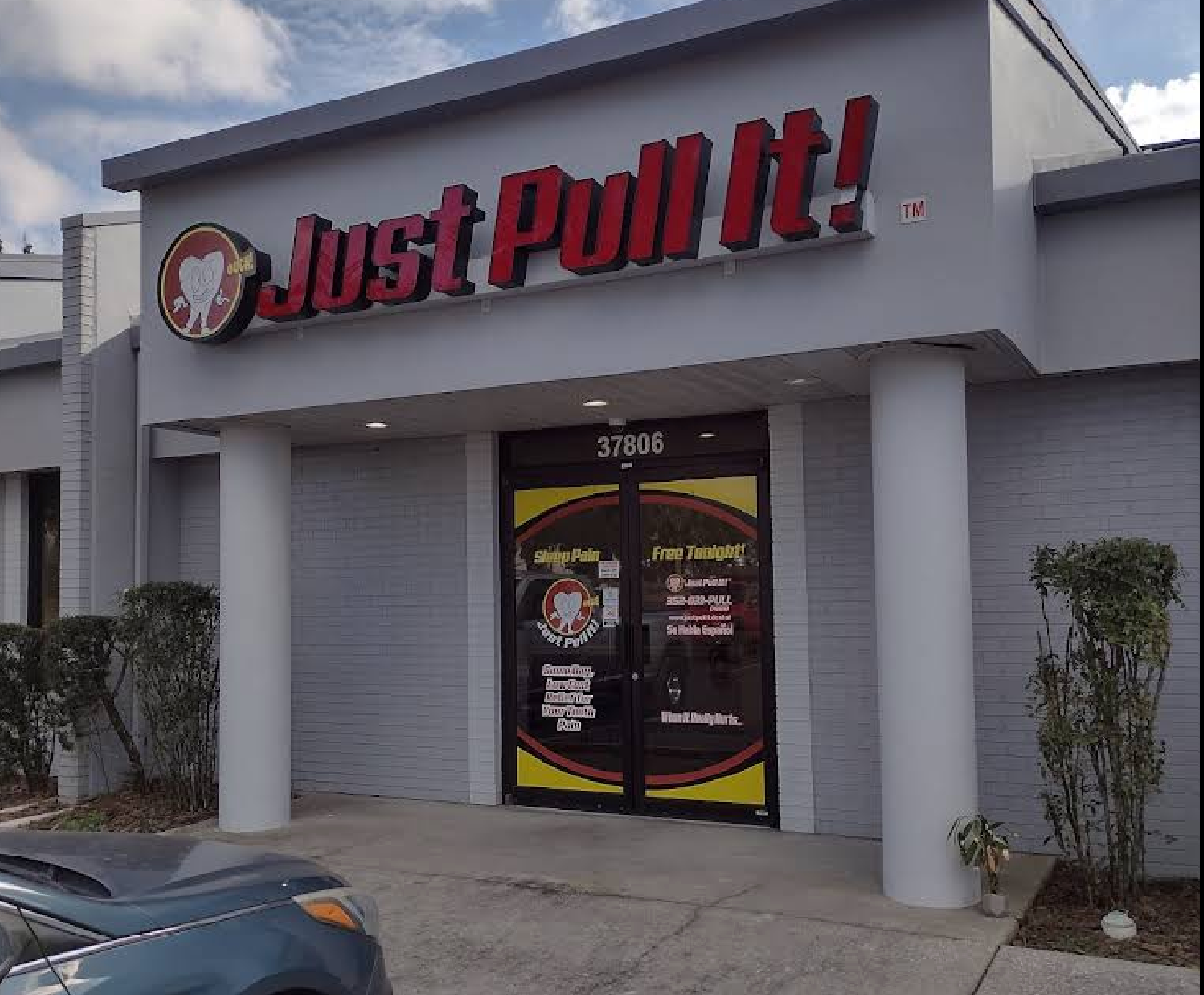 Just Pull It Zephyrhills storefront